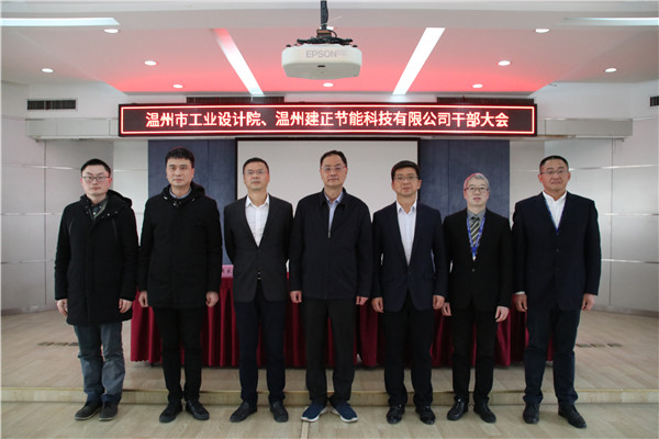 C:\Users\Administrator\Desktop\IMG_5597.jpg C:\Users\Administrator\Desktop\IMG_5597.jpg